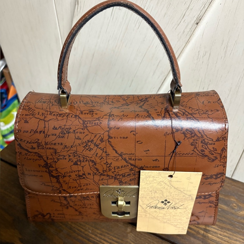 Chauny Satchel (NWT)